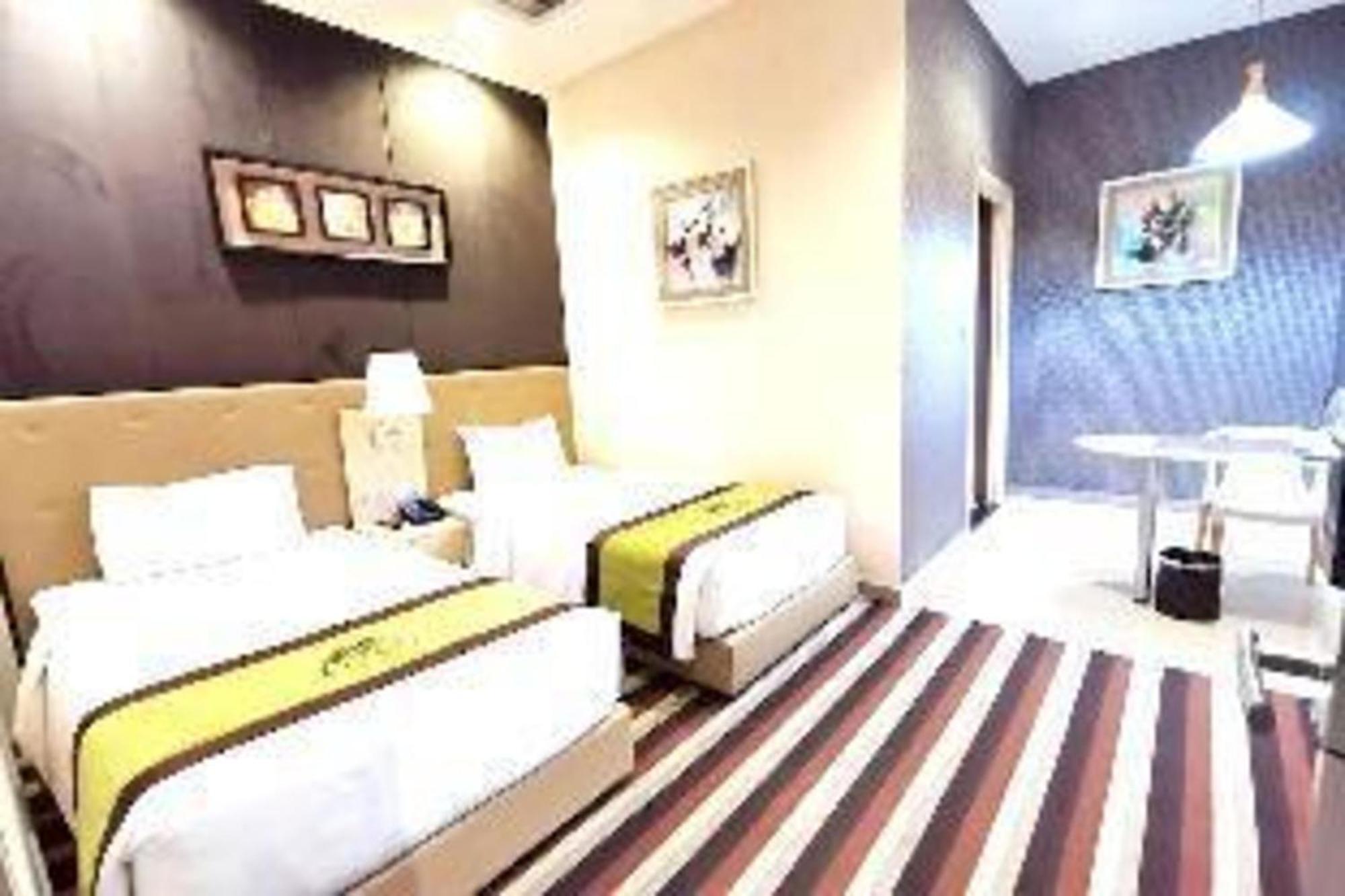 Capital O 75451 Podstel Hostel Bangkok Eksteriør billede