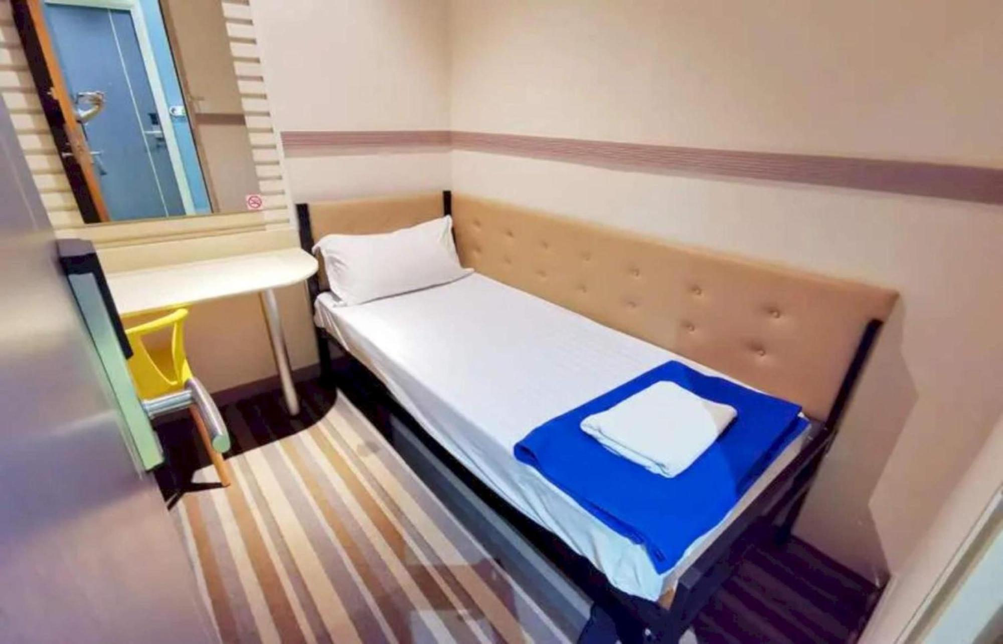 Capital O 75451 Podstel Hostel Bangkok Eksteriør billede