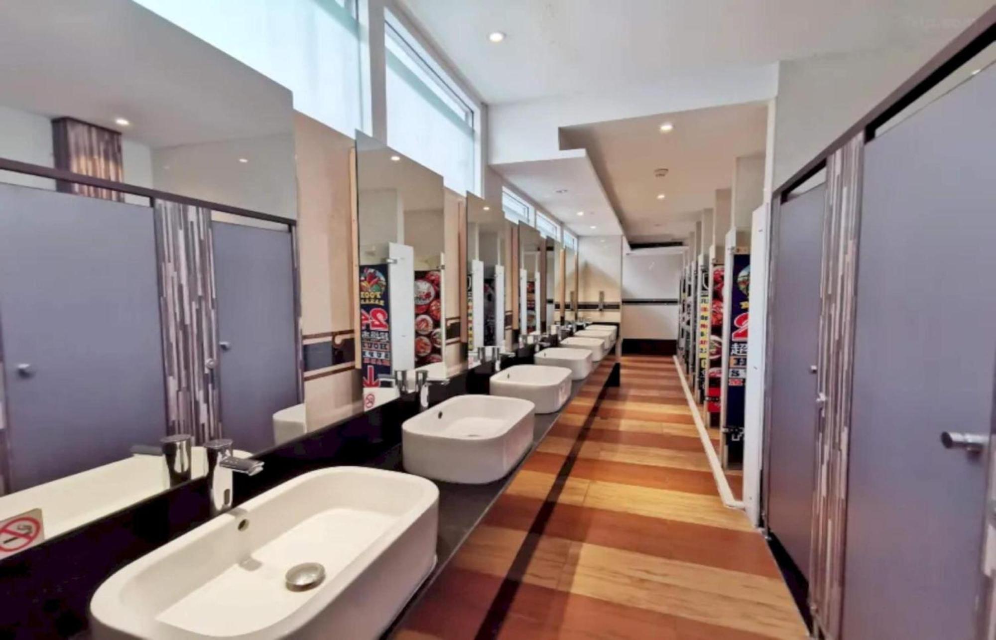 Capital O 75451 Podstel Hostel Bangkok Eksteriør billede