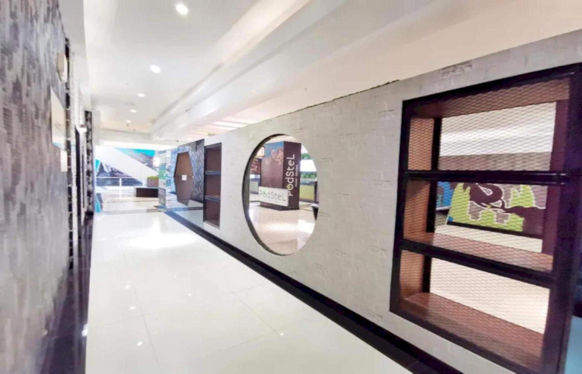 Capital O 75451 Podstel Hostel Bangkok Eksteriør billede